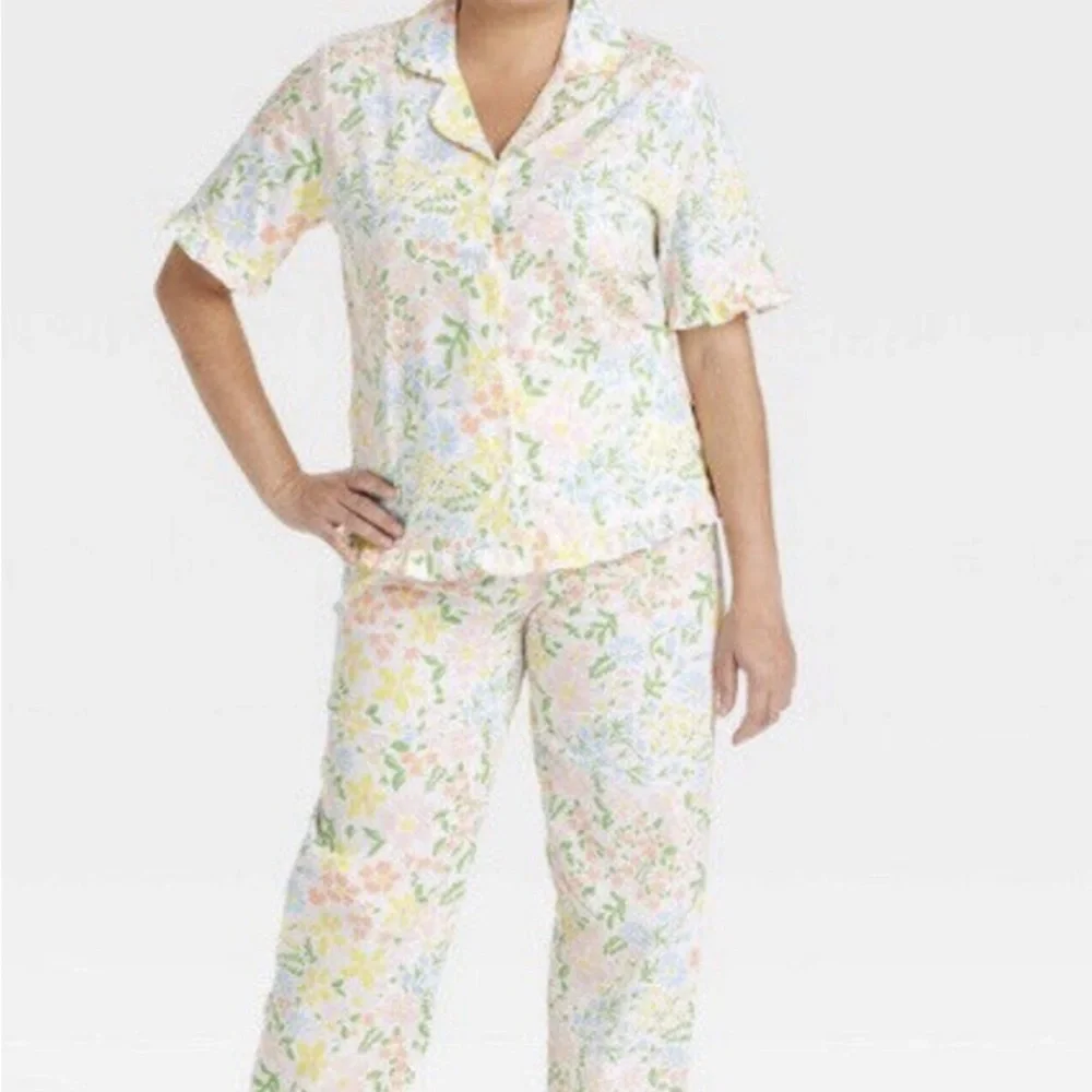 Floral Pajama Pants Set - Picture 1 of 13